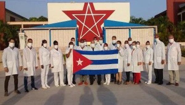 Cuba’s Medical Brigade Arrives in Cape Verde to Face COVID-19