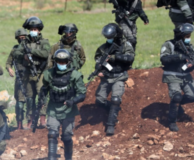 Nazi soldiers Abduct Three Palestinians