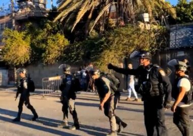 Jerusalem: Nazi Army Abducts Three Palestinians