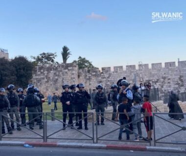 Jerusalem: Nazi Soldiers Abduct Sixteen Palestinians