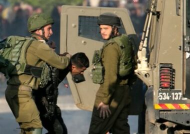 Nazi Army Abducts Eight Palestinian