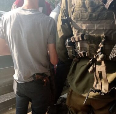 Nablus: Nazi Jewish Colonizers Attack Schoolchildren