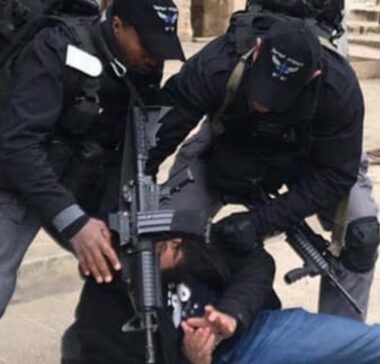 Jerusalem: Nazi Soldiers Abduct Six Palestinians