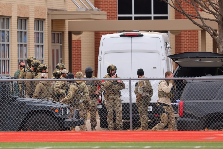Hostages freed after standoff at Texas synagogue, gunman dead