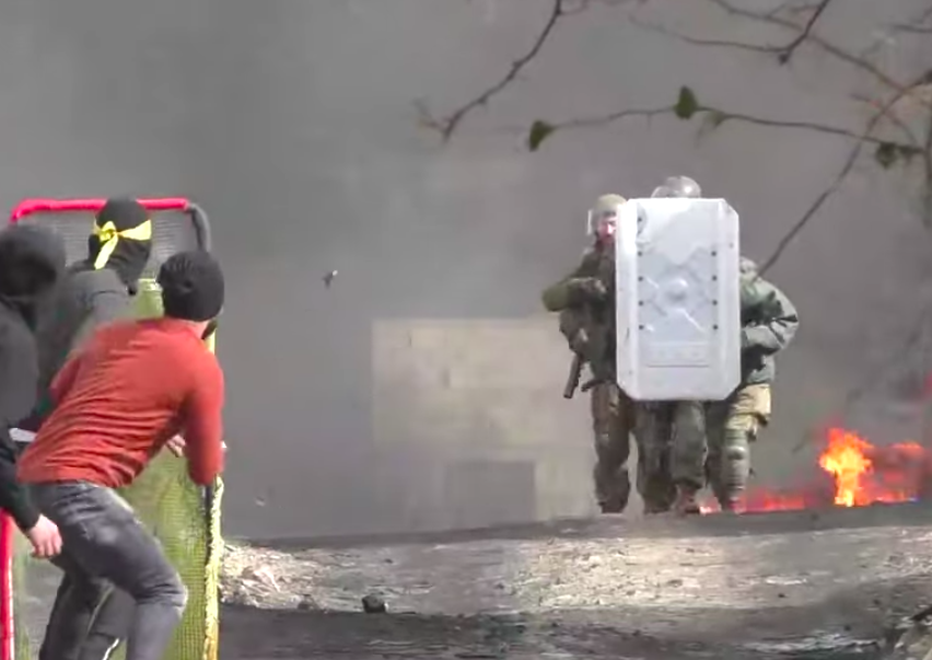 Kufur Qaddoum: Nazi Army Injures Dozens of Palestinians at the Weekly March
