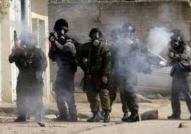 Nazi Soldiers Injure Several Palestinians, Abduct Two, In Bethlehem