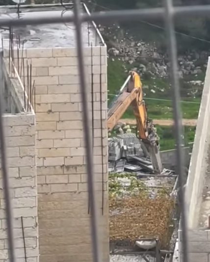 Jerusalem: Nazi occupation Forces Demolish an Under-Construction Home