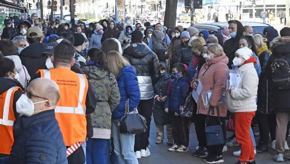 Berlin in Chaos as Ukie’s Overrun the Original ‘Hitlertown’
