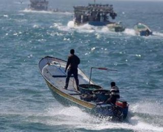 Gaza: Nazi Soldiers Shoot A Palestinian Fisherman