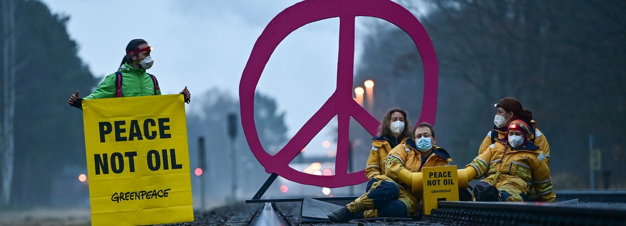 Global Climate Coalition Tells Biden Ukraine War Is Chance to ‘End the Fossil Fuel Era’
