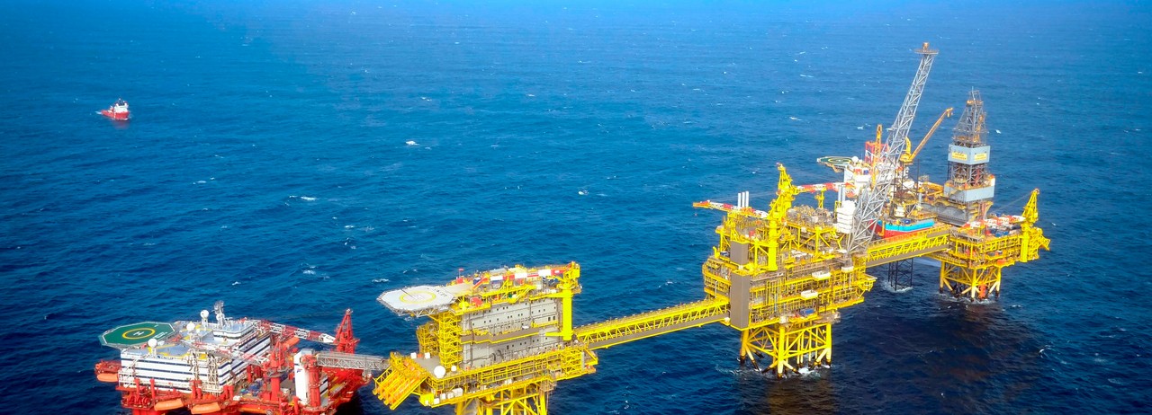 UK Accused of Giving ‘Two Fingers Up’ to Climate With New Oil and Gas Licenses