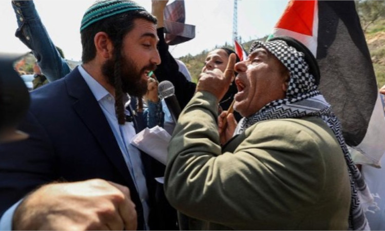 Zionists step up their efforts to ethnically cleanse the West Bank of Palestinians
