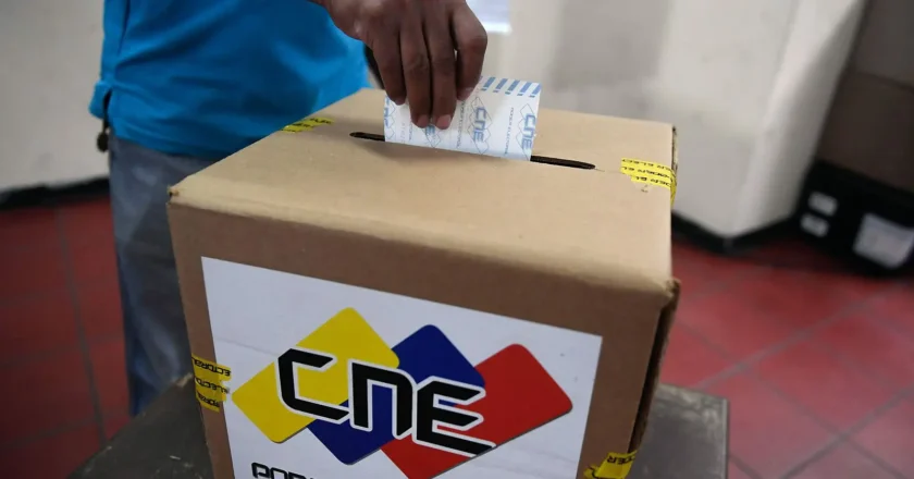 Venezuelans to Vote on Continuing the Bolivarian Revolution