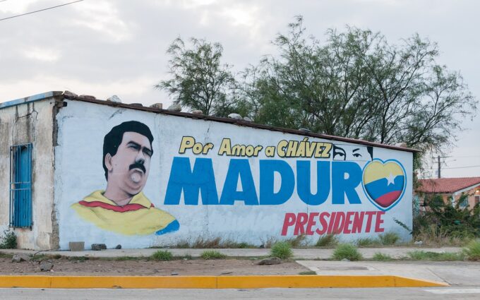 The Venezuelan People Stay With the Bolivarian Revolution