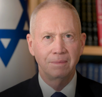 Former Nazi Défense Minister To Visit Washington