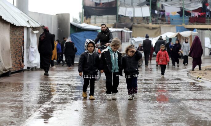 Gaza: Babies freeze to death, tents fall apart