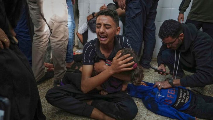 Nazi army kills 4-year-old girl and other children